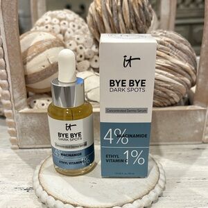 it cosmetics Bye Bye Dark Spots Serum